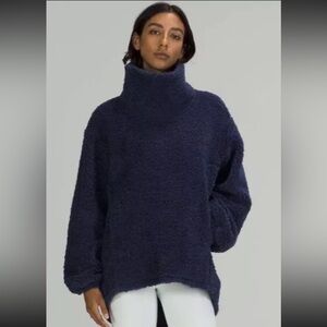 Lululemon Warmth Restore Sherpa Pullover Night Sea Size 6